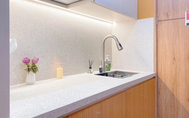 Good Studio Apartment LRT City Jatibening