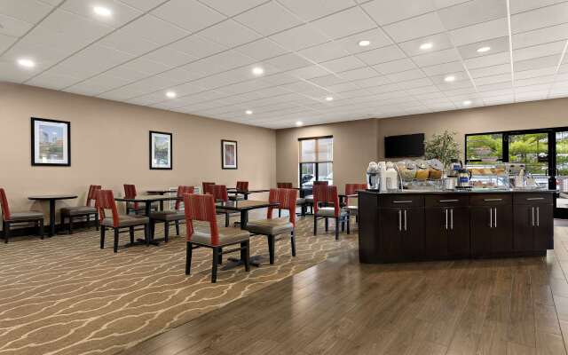 Comfort Suites Nashville