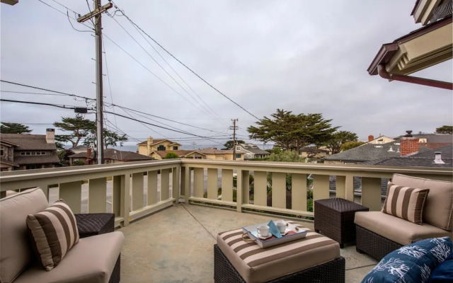 3724 Sea Glass Sanctuary