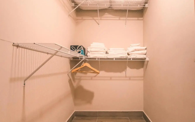 Flat in Piantini With Breakfast Included 203