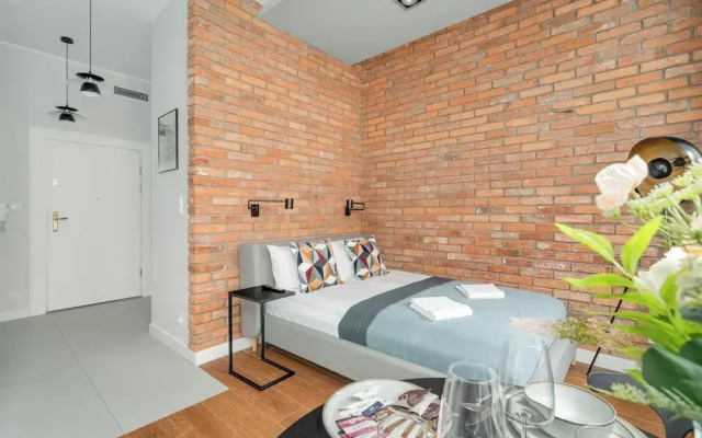Kwiatowa Modern Studio Poznań by Renters