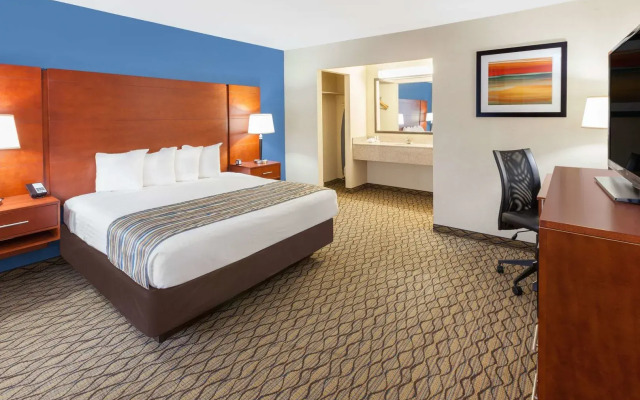 Baymont by Wyndham St. Ignace Lakefront
