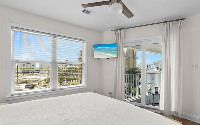 Beachside Villas 131
