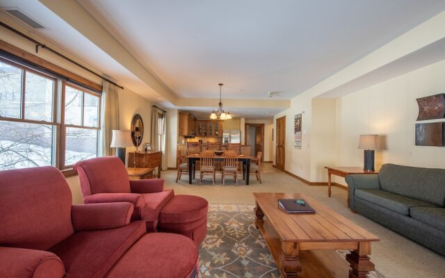 Wheelchair Accessible 2-Bedroom Slopeside Condo - No Cleaning Fee! by RedAwning