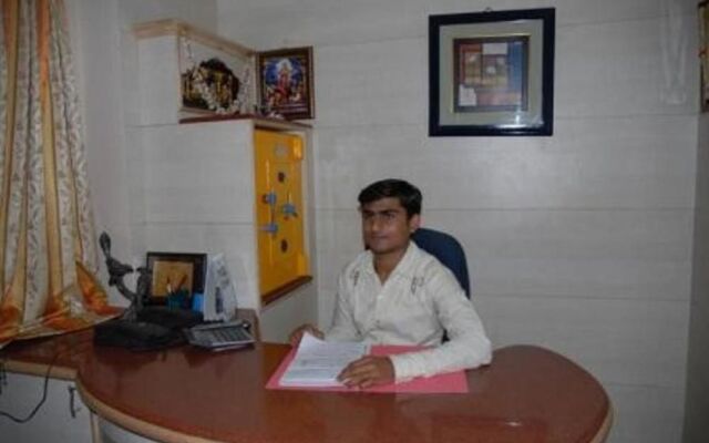 Hotel Manasa Paradise