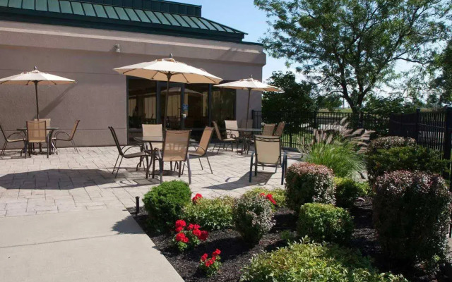 Hampton Inn Buffalo South/I-90
