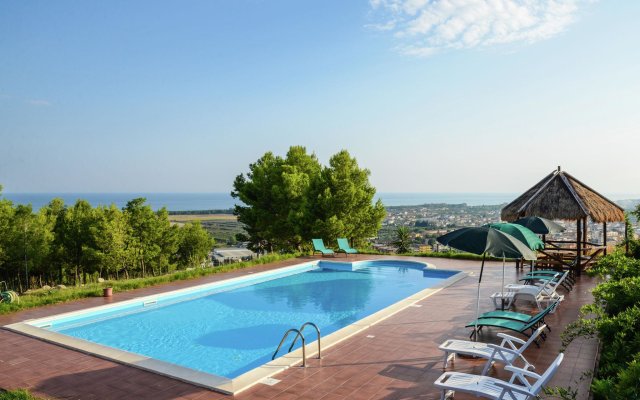 Unique Holiday Home in Cropani Marina with Swimming Pool