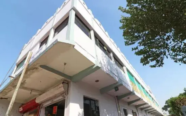 OYO 22577 Hotel City View
