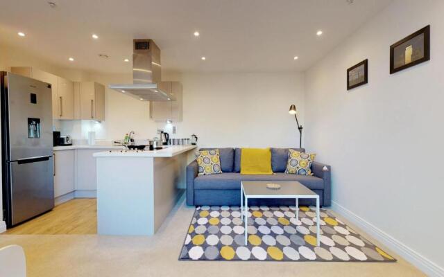 NIKSA Serviced Accommodation - Welwyn Garden City Business Park