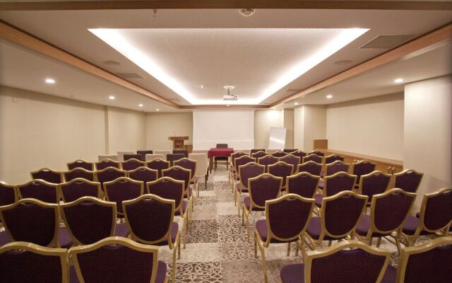 Mirel Hotel