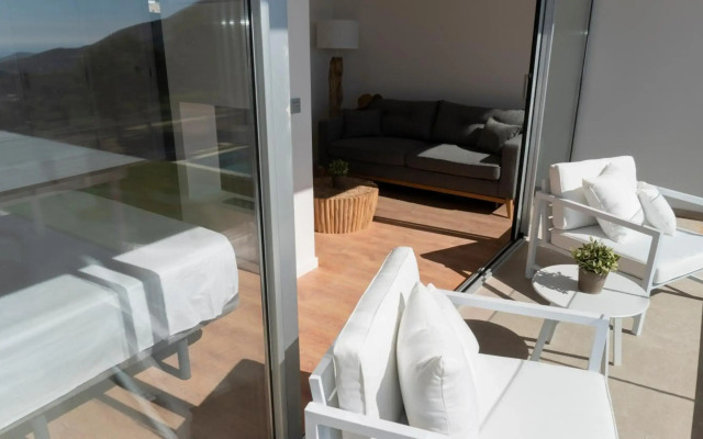 Puig Campana Nature Suites Hotel & BTT