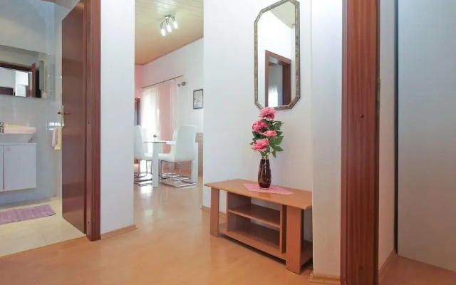 Apartment 959