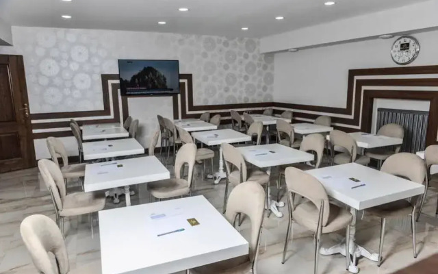 Royal Sivas Otel