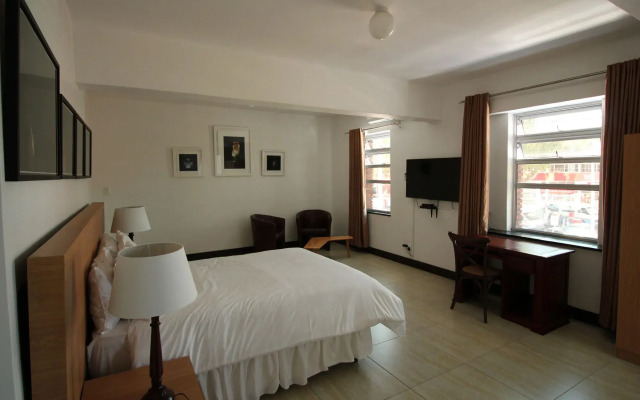 Troyeville Hotel