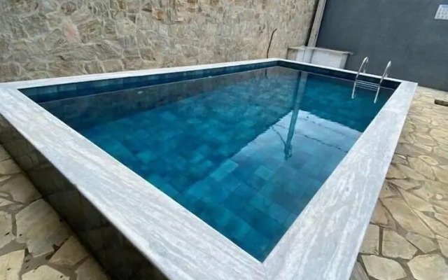 Apartamento novo com piscina, condomínio Ubatuba