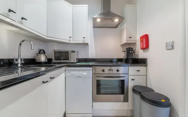 Clarendon Minories