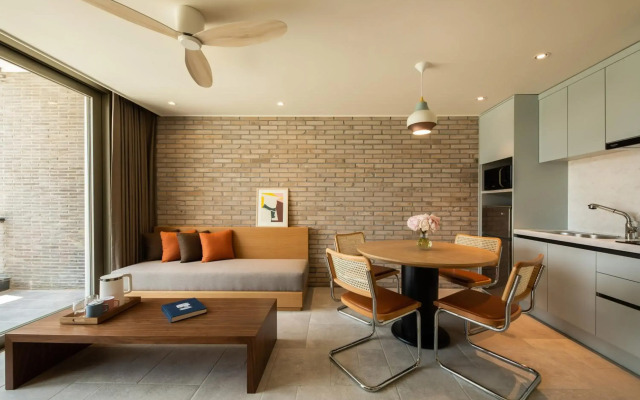 The Weekand Resort