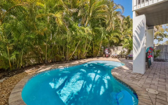 Island Hideaway East - 308B 67th