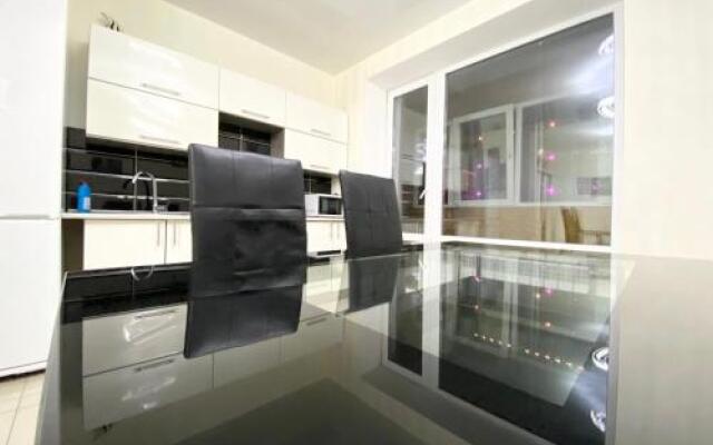 Most City Area De-Lux Apartment