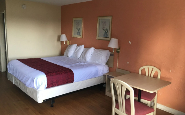 Americas Best Value Inn Tucker