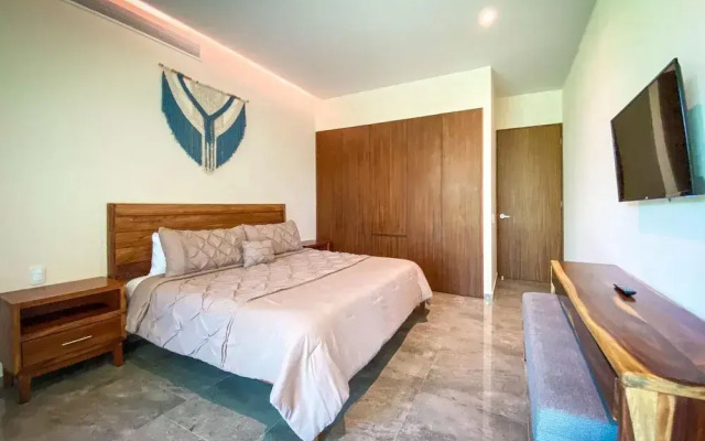 Friends and Family Luxury Apartment