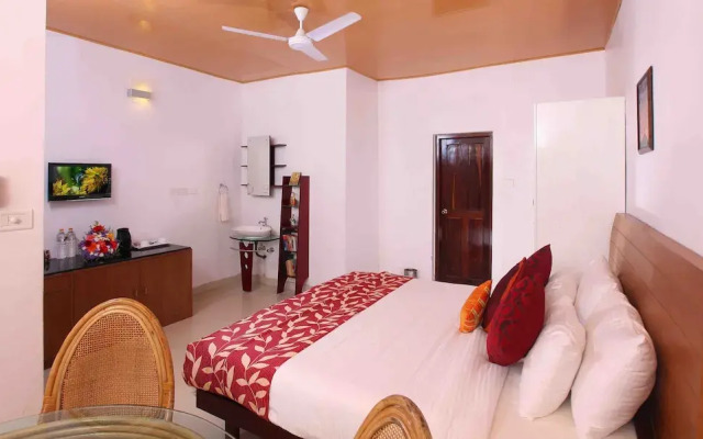 Saro Lake County Hotel