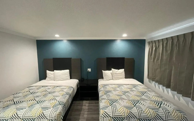 Studio 6 Suites – San Bernardino, CA
