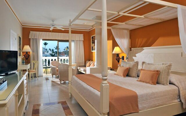 Bahia Principe Luxury Esmeralda - All Inclusive - Newly Renovated