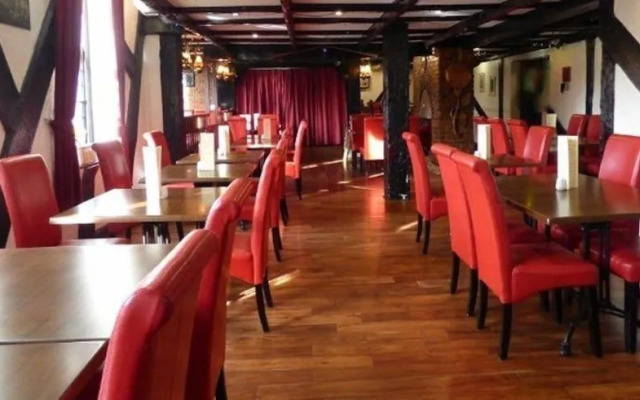 The Roundabout Hotel