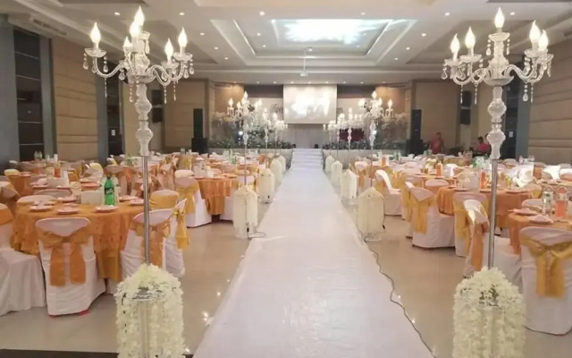 S-Tawan Hotel & Convention