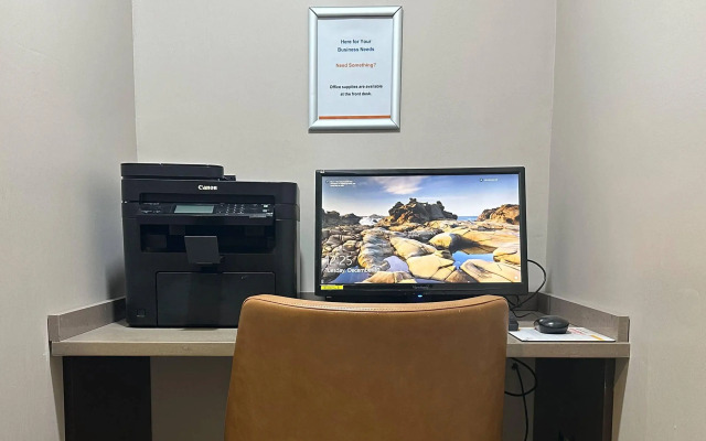 Comfort Inn & Suites Cartersville - Emerson Lake Point