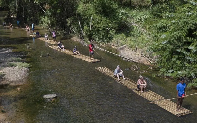 Again at Klongnga Resort