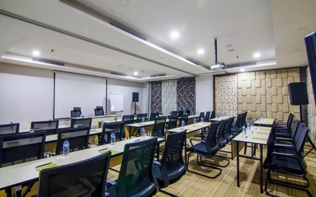 Jambuluwuk Thamrin Hotel