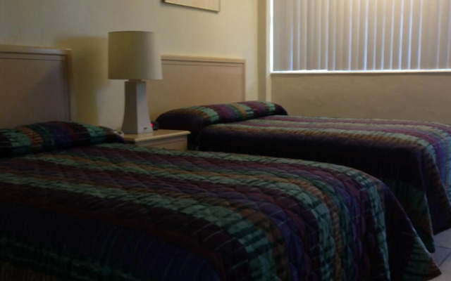 Knights Inn Hallandale