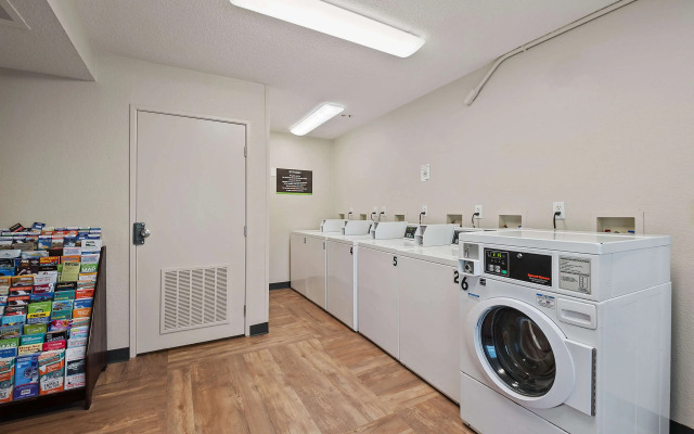 Extended Stay America Suites Miami Airport Blue Lagoon