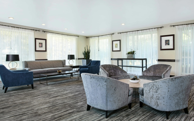 Embassy Suites by Hilton Parsippany
