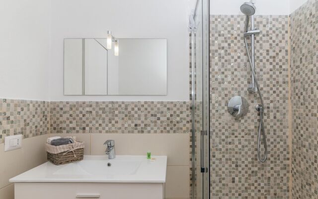 I Fari 85 600mt From The Beach