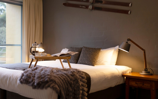 Novotel Lake Crackenback Resort & Spa