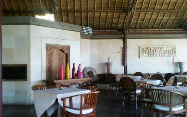 Puri Pandan Restaurant & Bungalows