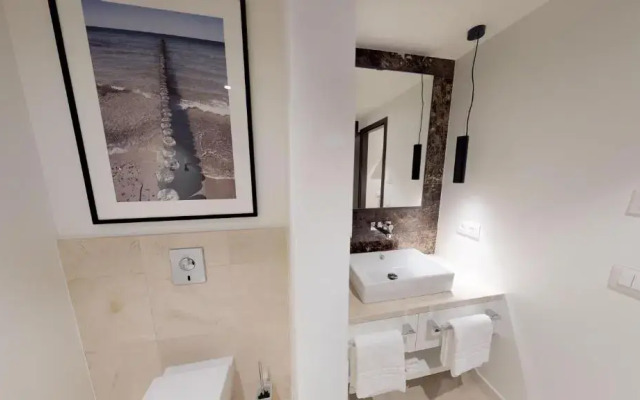 White Pearl Apartment 1.11