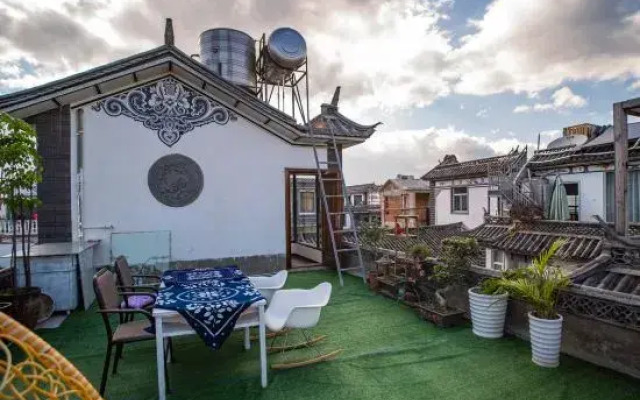 Dali Yuanju Inn