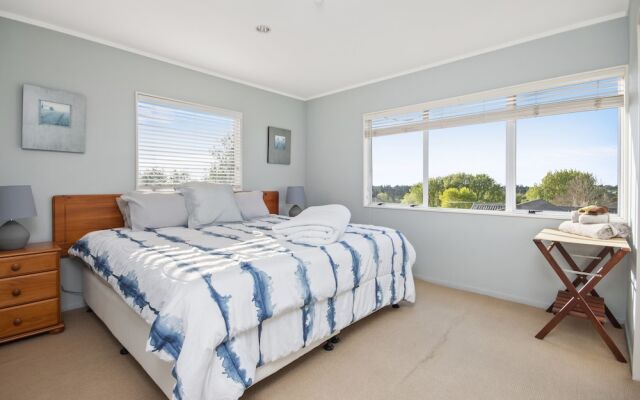 Maxwell's Golf Retreat