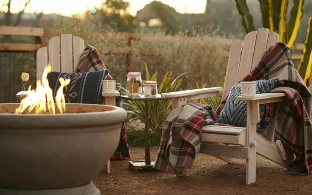 Hotel Drover, Autograph Collection