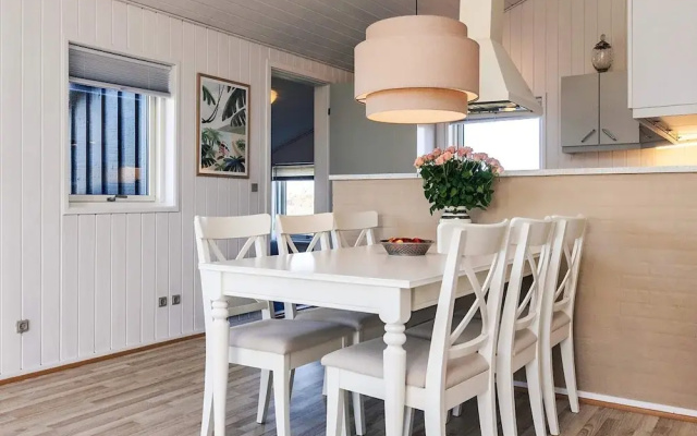 6 Person Holiday Home in Hjorring