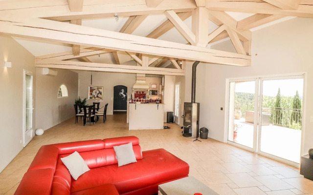 Luxury Property With Private Pool