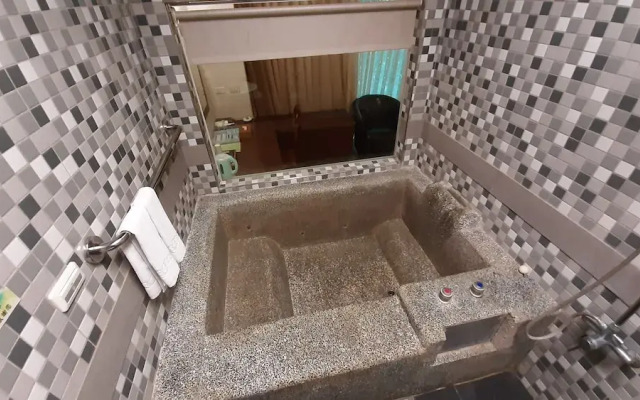 Pei Kong Creek Resort & SPA