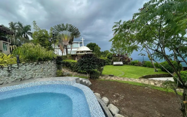 The Lakeview Suites