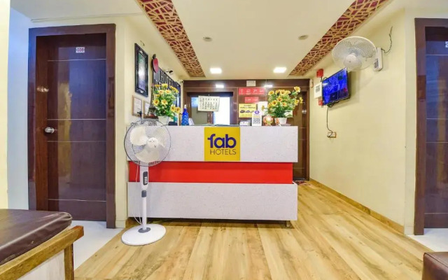 Fabexpress Red Apple