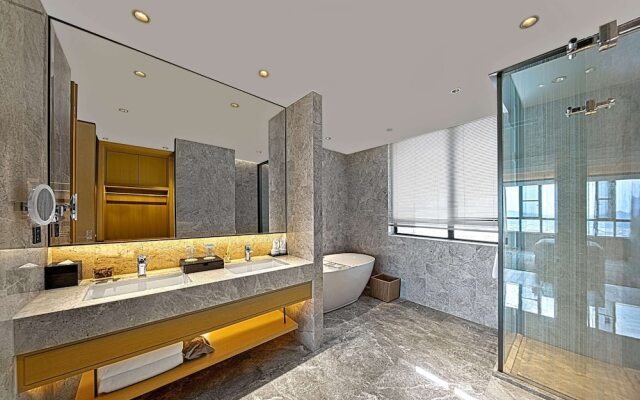 Ramada Plaza by Wyndham Shengzhou City Center