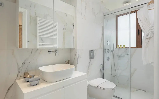 Elia Seaside Deluxe Apartment